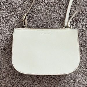 Lo & Sons Waverly 2 Ivory